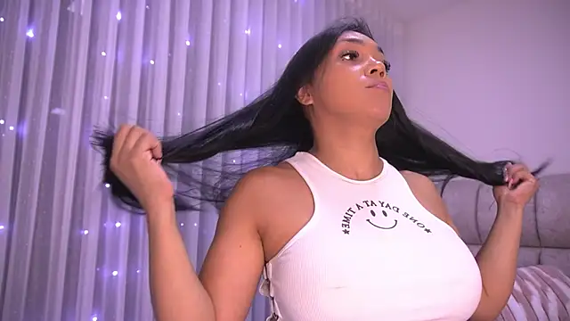 Snapshot of rousse_coup chatting on 11-15-25, 07:21 rousse coup online show from 11-15-25, 07:21