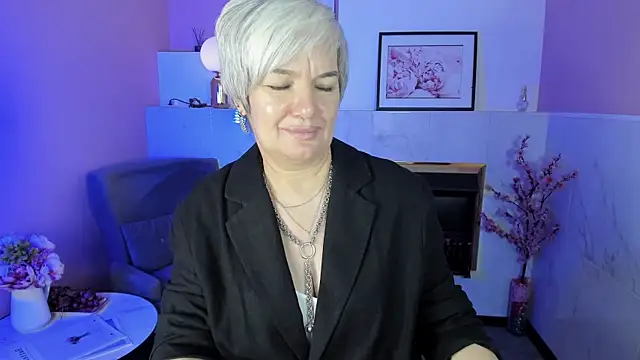 CarmenSoft online show from 09-19-25, 09:04