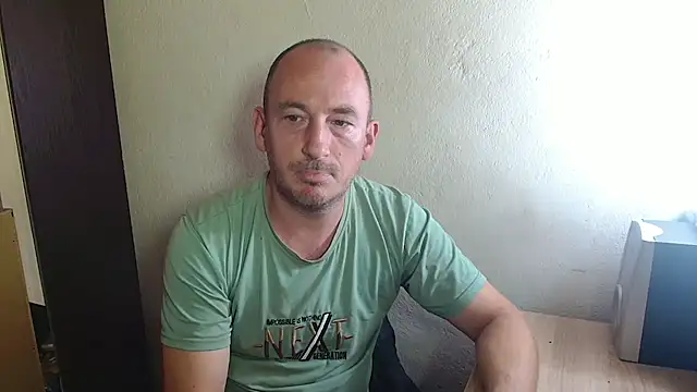 Johan   Barker online show from 10-27-25, 12:42