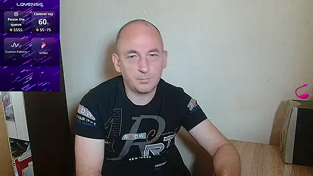 Johan   Barker online show from 06-16-26, 09:56