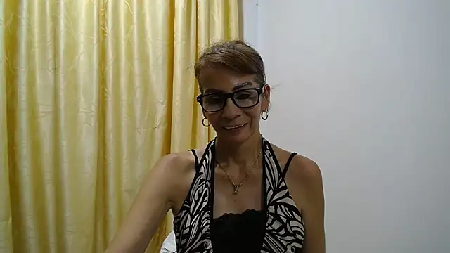 mommysexy16 online show from 10-10-25, 03:49
