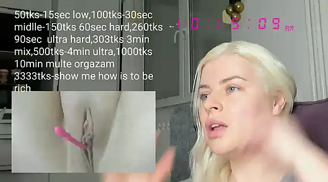 Snapshot of queenofthenighttt chatting on 02-28-25, 09:15 queenofthenighttt online show from 02-28-25, 09:15