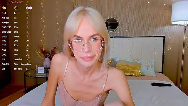 Snapshot of bellatip chatting on 05-19-26, 12:49 bellatip online show from 05-19-26, 12:49