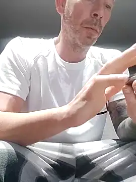 Snapshot of 207RCCam chatting on 09-13-25, 04:23 207RCCam online show from 09-13-25, 04:23