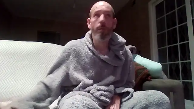 Snapshot of 207RCCam chatting on 12-22-25, 06:43 207RCCam online show from 12-22-25, 06:43