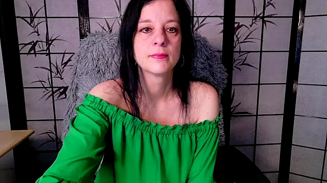  Sweetlonglips  online show from 06-14-26, 07:32
