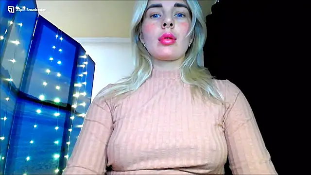 Snapshot of miaa_sunn chatting on 12-12-24, 09:58 miaa sunn online show from 12-12-24, 09:58