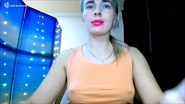 Snapshot of miaa_sunn chatting on 01-12-25, 07:21 miaa sunn online show from 01-12-25, 07:21