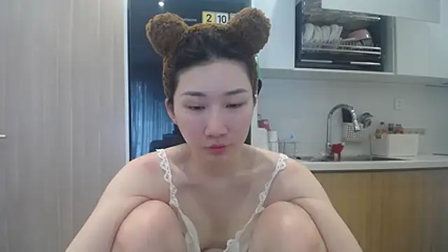 Asiagirll online show from 05-18-26, 04:07