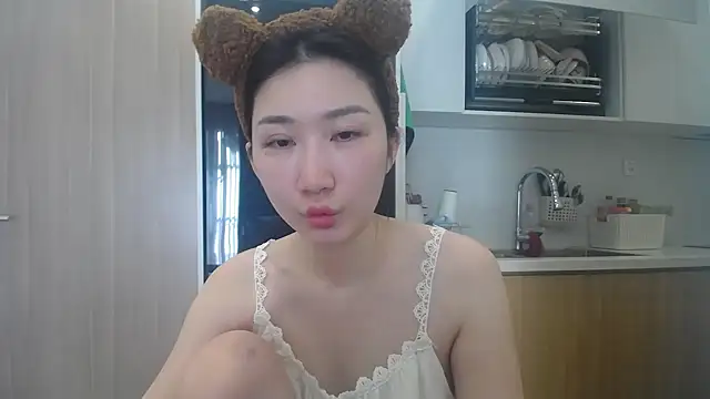 Asiagirll online show from 05-27-26, 12:07