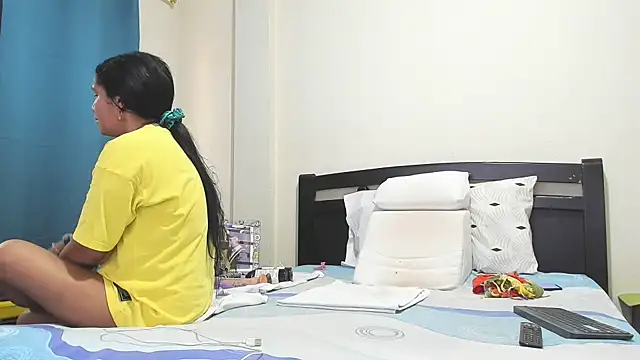 mara2020 69 online show from 09-10-25, 02:28