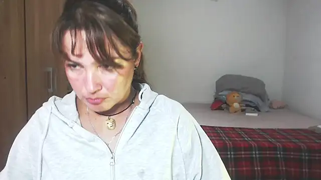 Snapshot of solamatista11 chatting on 12-02-25, 10:05 solamatista11 online show from 12-02-25, 10:05