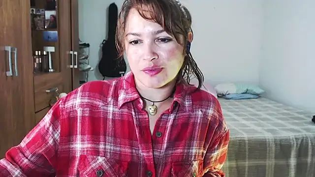 Snapshot of solamatista11 chatting on 02-26-26, 08:08 solamatista11 online show from 02-26-26, 08:08