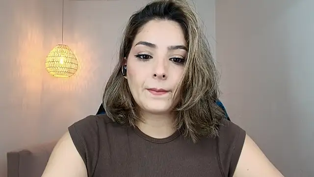YummyAnna  online show from 07-15-26, 07:19