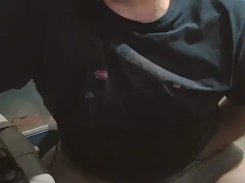 Snapshot of iron_boy80 chatting on 01-06-26, 10:34 iron boy80 online show from 01-06-26, 10:34