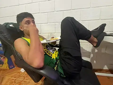 Max TheHorseDick online show from 03-01-26, 05:53