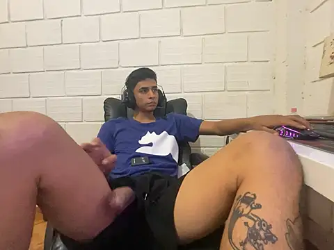 Max TheHorseDick online show from 03-08-26, 04:44