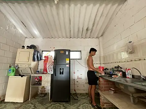 Max TheHorseDick online show from 04-16-26, 09:39