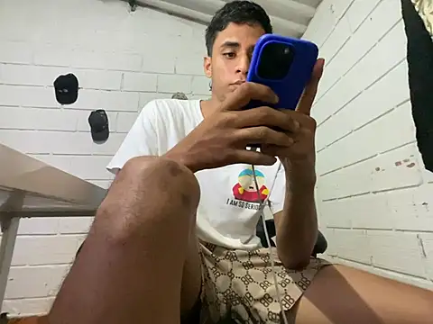 Max TheHorseDick online show from 07-16-26, 02:06