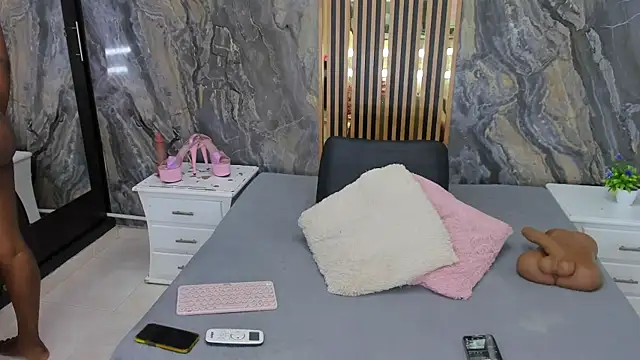 Nyakimgold online show from 01-08-26, 12:18