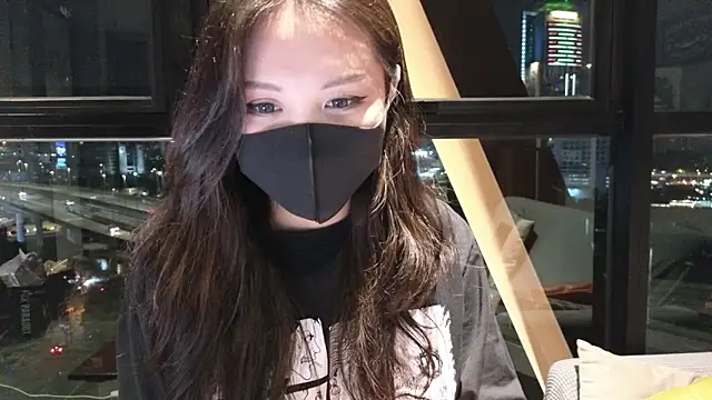 TammiLou online show from 03-22-25, 01:41