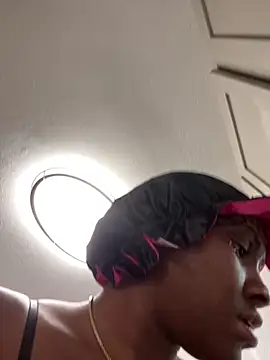 Foreignthababyy online show from 04-06-26, 05:52