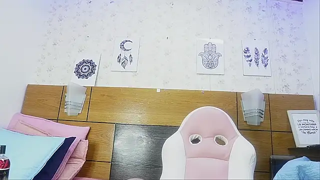 mssburbuja online show from 03-18-25, 03:09