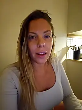 novaforyou1 online show from 02-20-25, 03:52