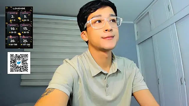 tom Howard online show from 09-28-25, 01:55