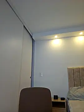 Maya Lewis online show from 01-13-26, 10:37