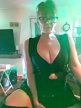 COUPLE4VOYEUR01 online show from 02-01-25, 07:55