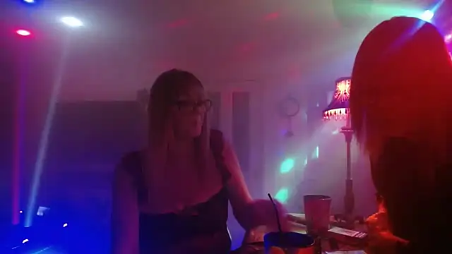 COUPLE4VOYEUR01 online show from 10-11-25, 06:39