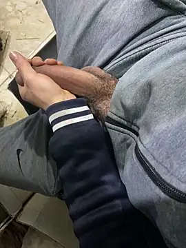 Snapshot of Egyptian-HugeDick chatting on 01-06-25, 01:42 Egyptian-HugeDick online show from 01-06-25, 01:42