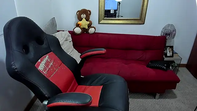 NicolettColin online show from 02-25-25, 07:58