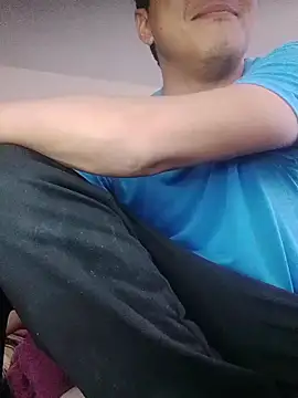 Mghty-cockl88 online show from 04-10-26, 02:33