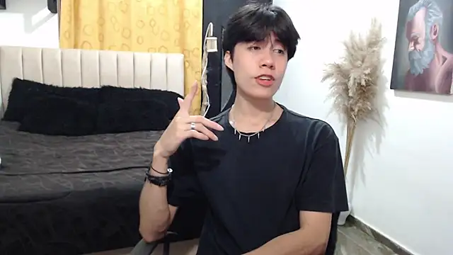 Elio-cam online show from 05-08-26, 01:11