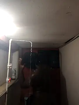 Snapshot of CatrinaGill chatting on 10-05-25, 04:33 CatrinaGill online show from 10-05-25, 04:33