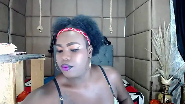 Snapshot of CatrinaGill chatting on 10-08-25, 10:51 CatrinaGill online show from 10-08-25, 10:51