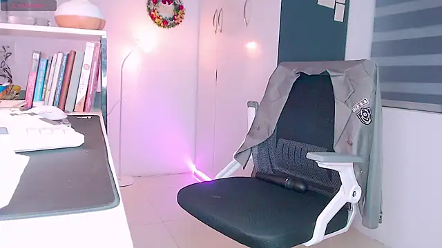 Shyn   online show from 01-16-25, 12:20