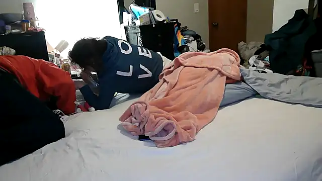 Deepsounding8585 online show from 03-03-25, 08:16