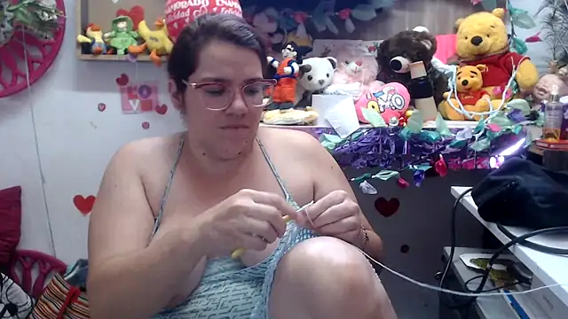 Snapshot of karlythoth@xh chatting on 09-15-25, 05:46 karlythothxh online show from 09-15-25, 05:46