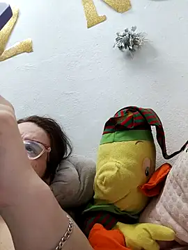 karlythothxh online show from 12-15-25, 02:43