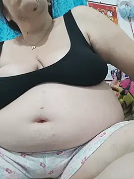 karlythothxh online show from 06-08-26, 05:24