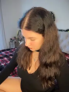 likaxxx online show from 12-25-24, 12:15