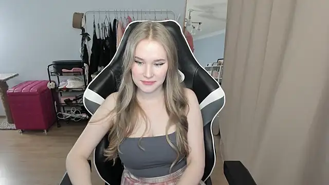 Snapshot of sexxy_potatoes chatting on 10-09-25, 01:53 sexxy potatoes online show from 10-09-25, 01:53