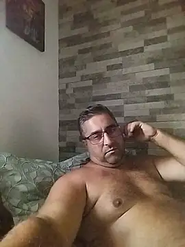 ADRIAN ADI40 online show from 07-15-26, 03:45