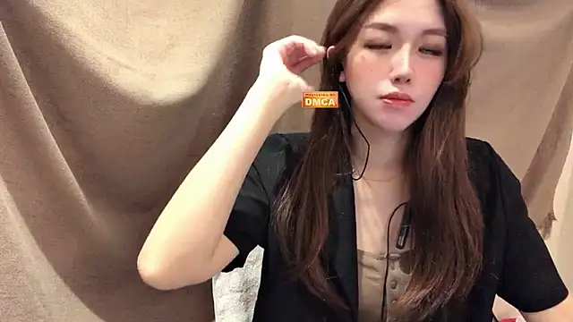 Tw Zoella online show from 12-13-24, 06:42