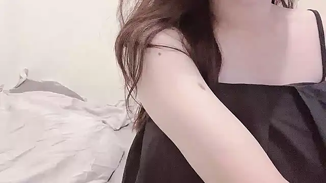 Tw Zoella online show from 09-22-25, 07:21