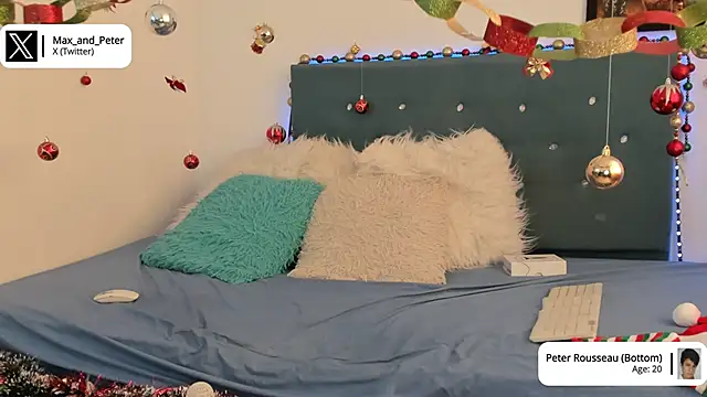 Snapshot of Max_and_Peter chatting on 12-27-24, 03:26 Max and Peter online show from 12-27-24, 03:26