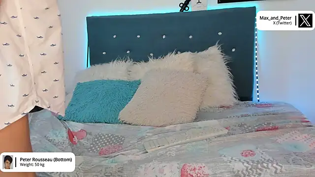 Snapshot of Max_and_Peter chatting on 01-20-25, 07:04 Max and Peter online show from 01-20-25, 07:04